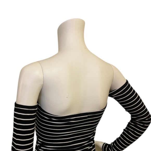 Women’s Black & White Striped Off The Shoulder Shirt - Picture 4 of 5